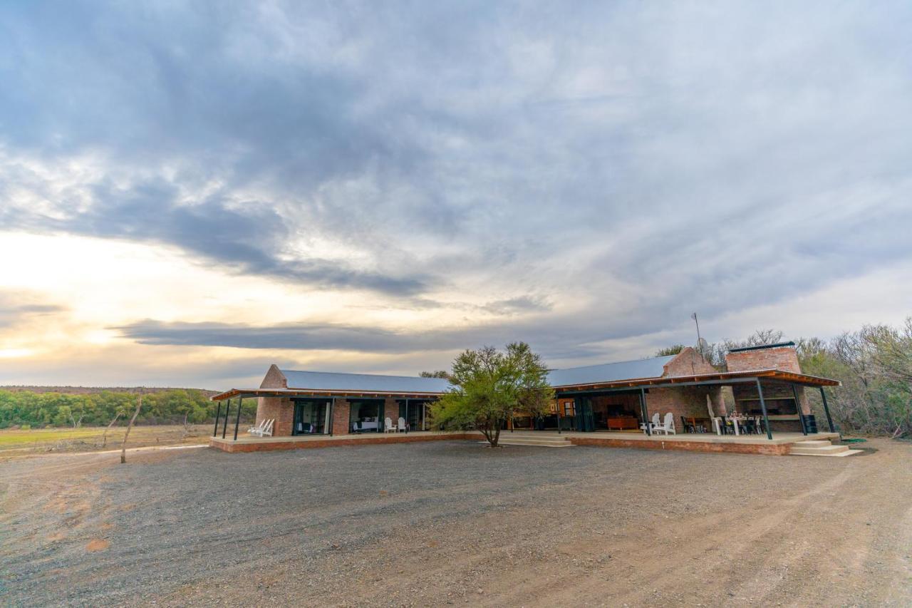 Kransplaas - Nyala Lodge Graaff Reinet Exterior photo